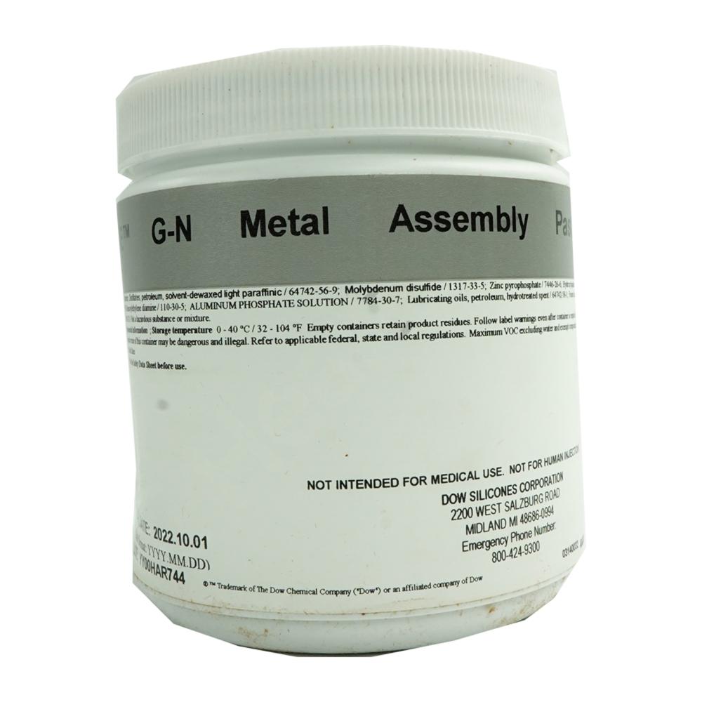 Black Heavy-Duty Lubricating Paste. 1 Pin t Black Heavy-Duty Lubricating Paste. 1 Pin t