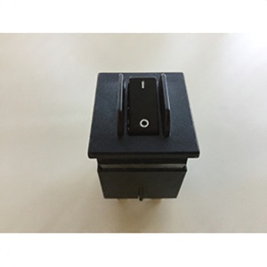 INTERRUPTOR DE OSCILACIÓN DPST 250V 12A INTERRUPTOR DE OSCILACIÓN DPST 250V 12A